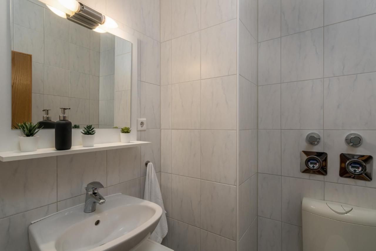 Cassel Lofts - Gemuetliche Wohnung In Zentraler Lage Im Vorderen Westen Kassel Esterno foto